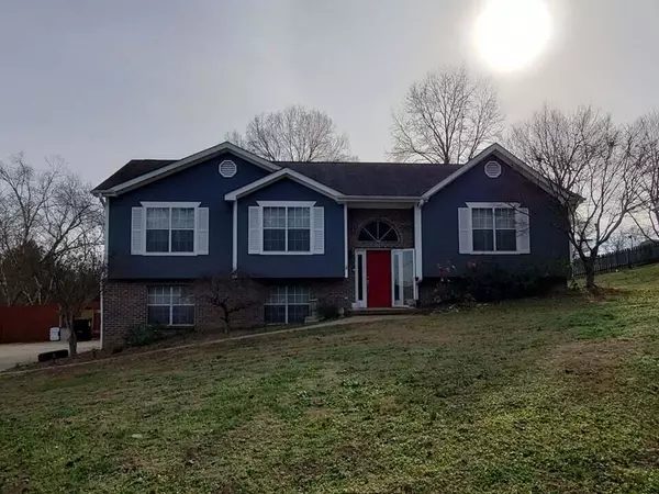 2424 Igou Ferry RD, Soddy Daisy, TN 37379