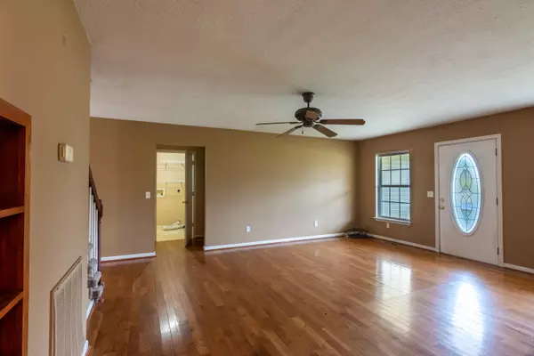 Trenton, GA 30752,60 Canyon Park DR