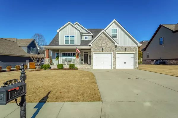 Ooltewah, TN 37363,7096 Gregory DR