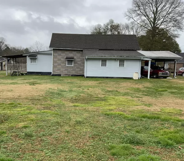 302 Wheeler AVE, Chickamauga, GA 30707