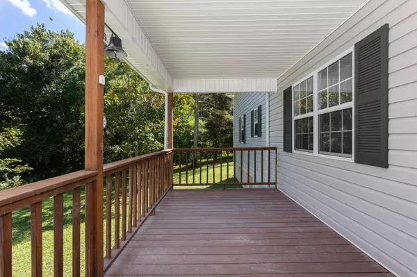 Trenton, GA 30752,446 Pikes DR