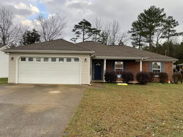 124 Colony CIR, Fort Oglethorpe, GA 30742