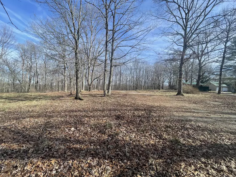 4689 Vandever RD, Crossville, TN 38572