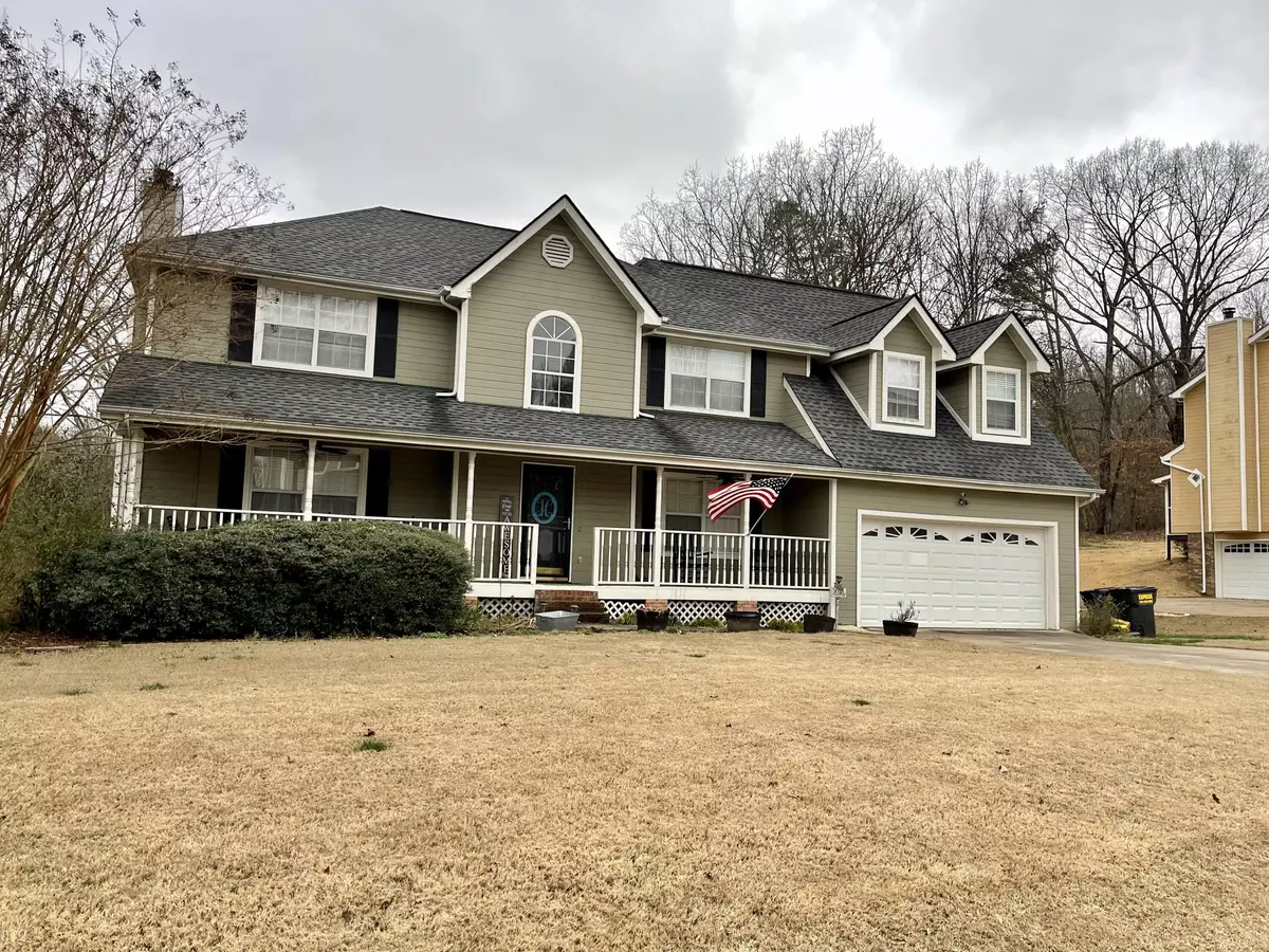 Hixson, TN 37343,8003 Woodstone DR