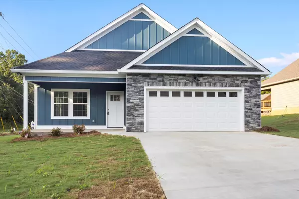 17 6th ST, Rossville, GA 30741