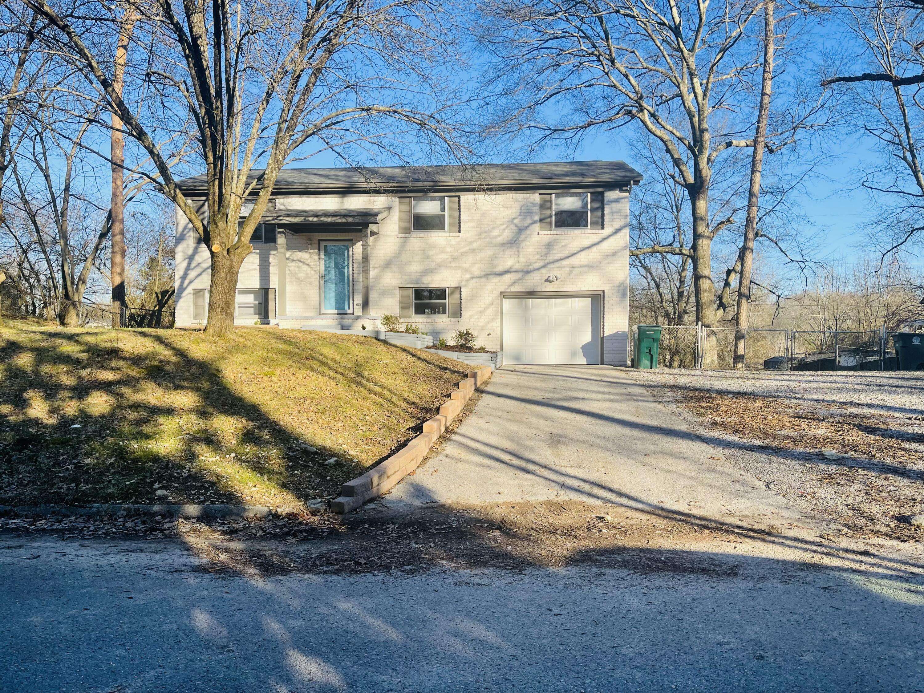 6628 Hillbrook LN, Hixson, TN 37343