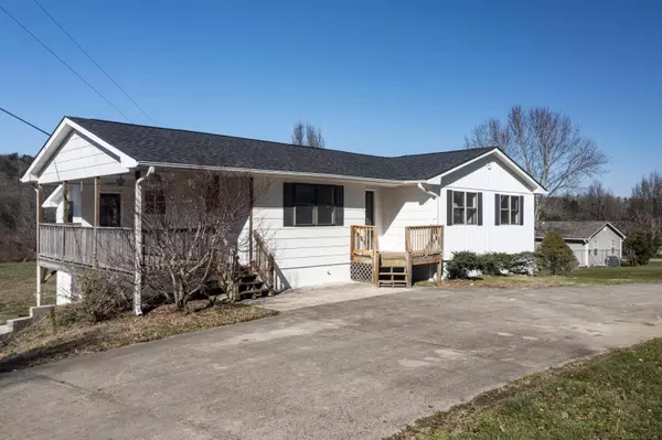 12413 Dolly Pond RD,  Birchwood,  TN 37308