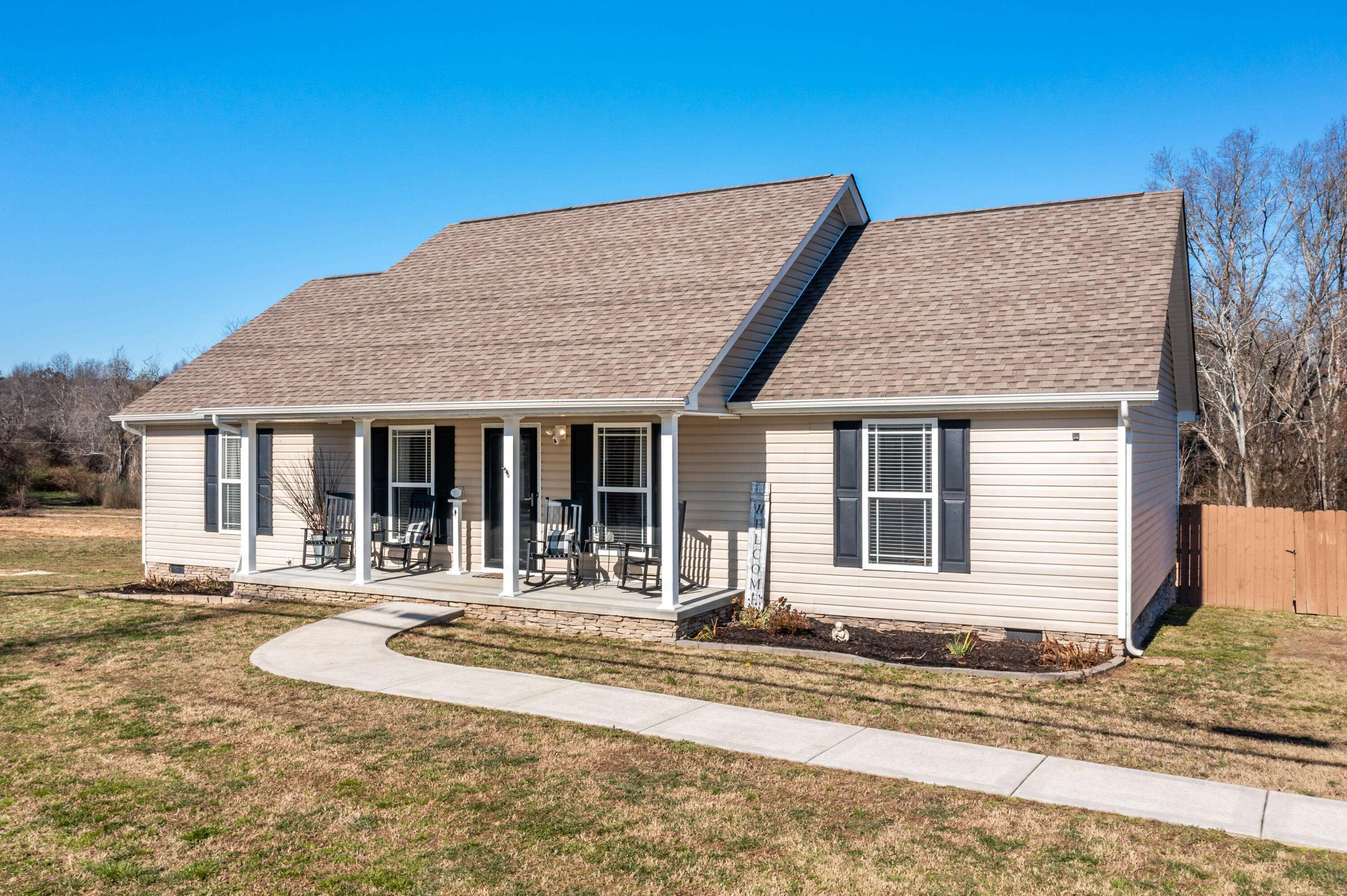 Soddy Daisy, TN 37379,501 Lee PIKE