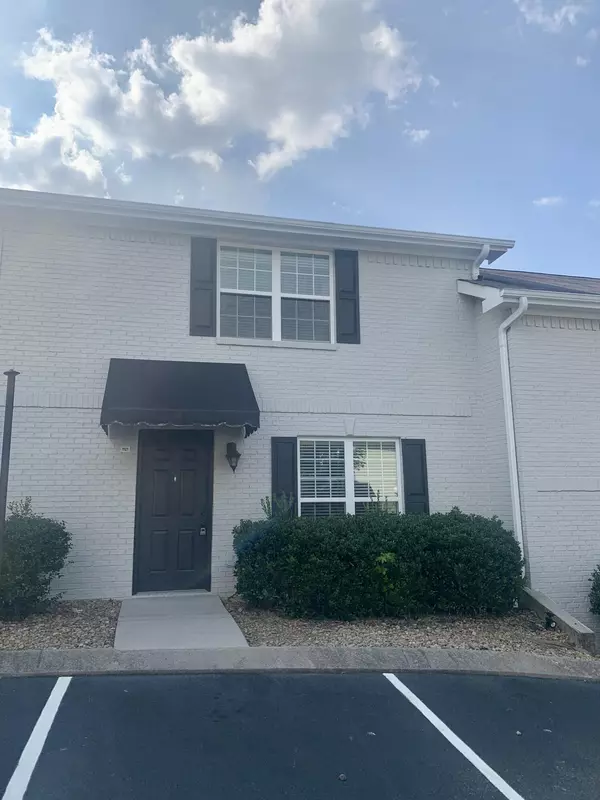 1100 Maple Tree LN, Chattanooga, TN 37421