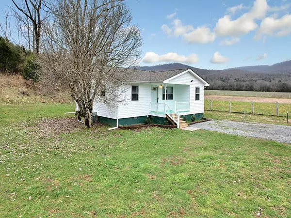 South Pittsburg, TN 37380,7363 Sweetens Cove RD