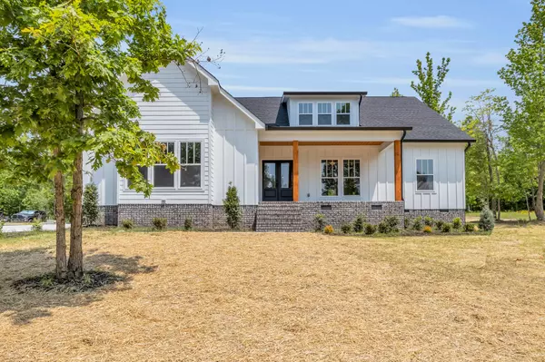 2500 Raulston Falls RD, Jasper, TN 37347