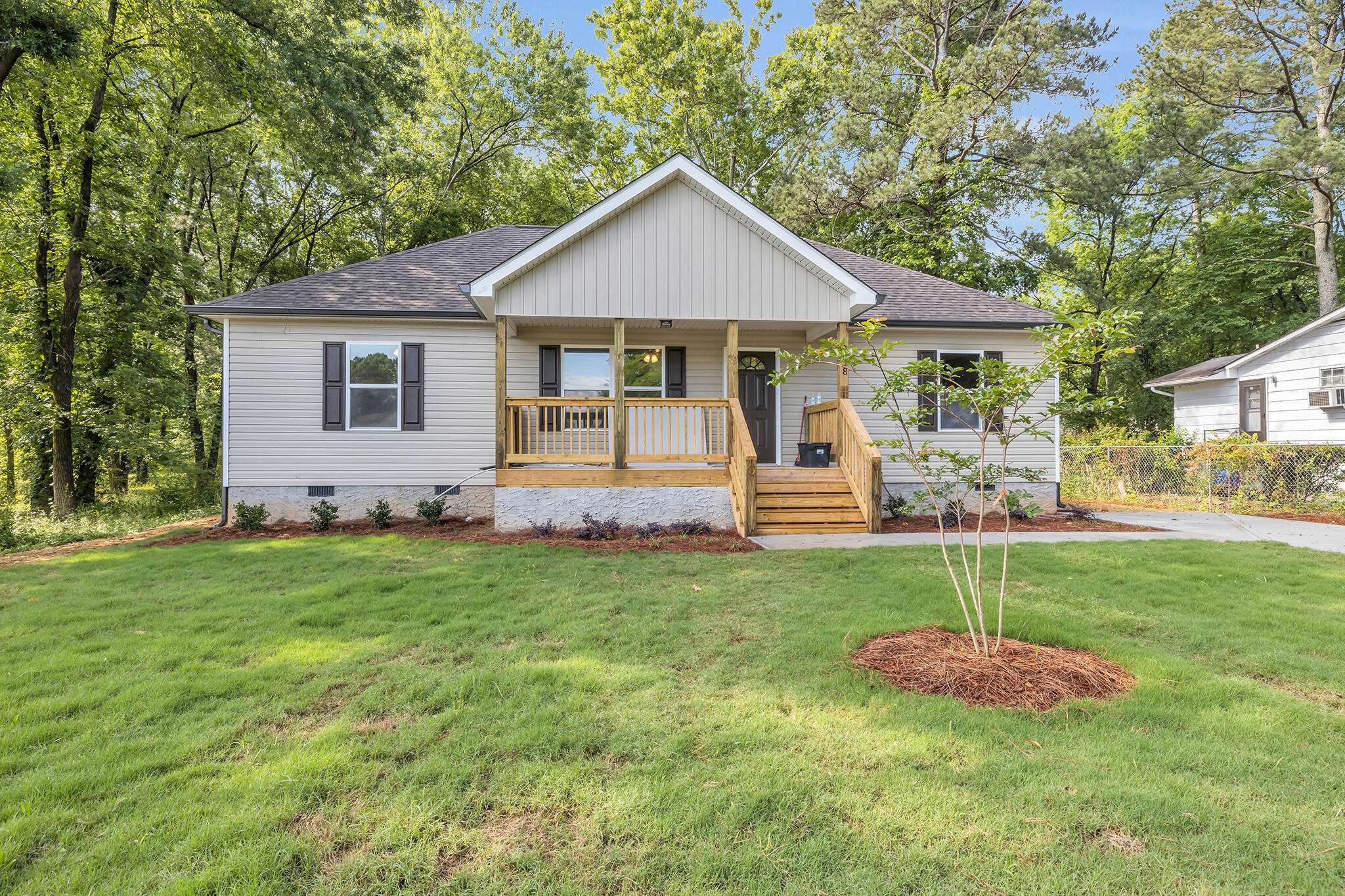 Chattanooga, TN 37421,5818 Talladega DR