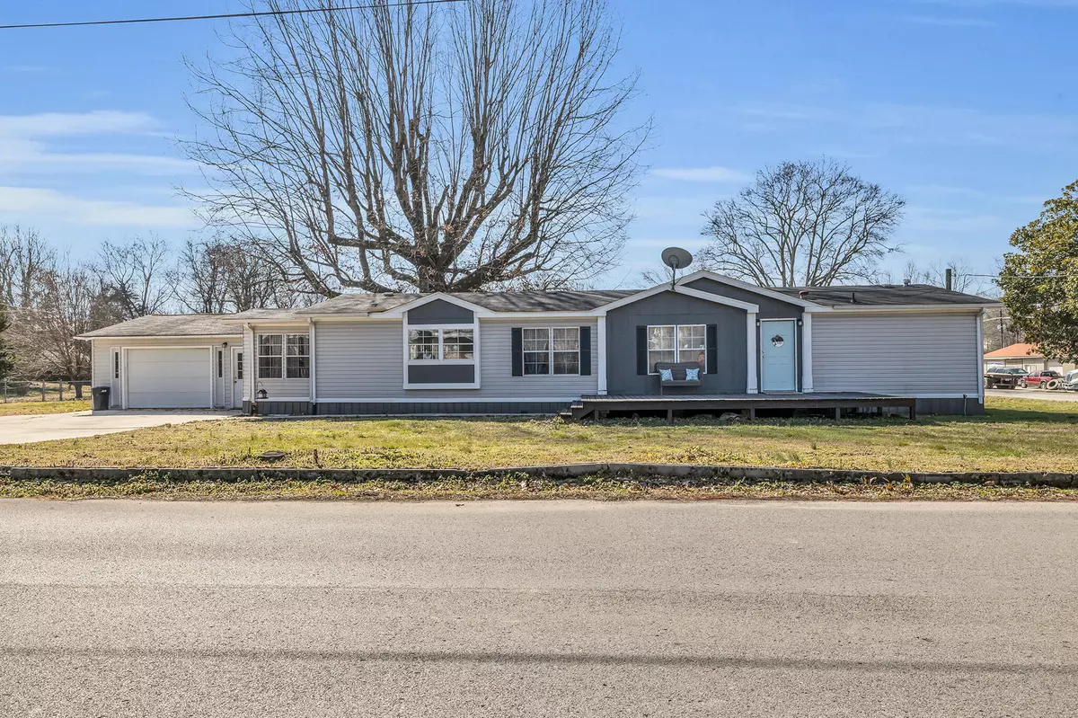 Whitwell, TN 37397,112 Illinois East AVE