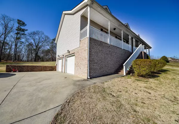 Soddy Daisy, TN 37379,9789 Berry Meadow WAY