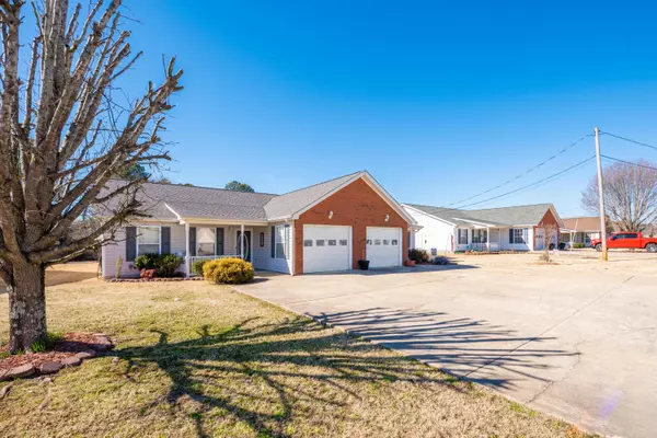 Rossville, GA 30741,630 Flagstone DR