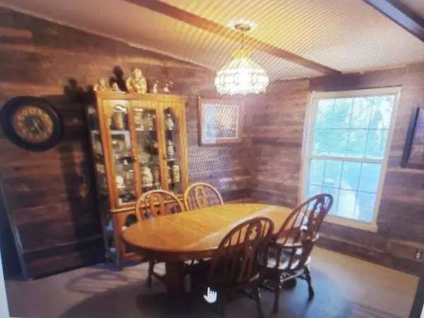 Sparta, TN 38583,503 Hensley Chapel RD