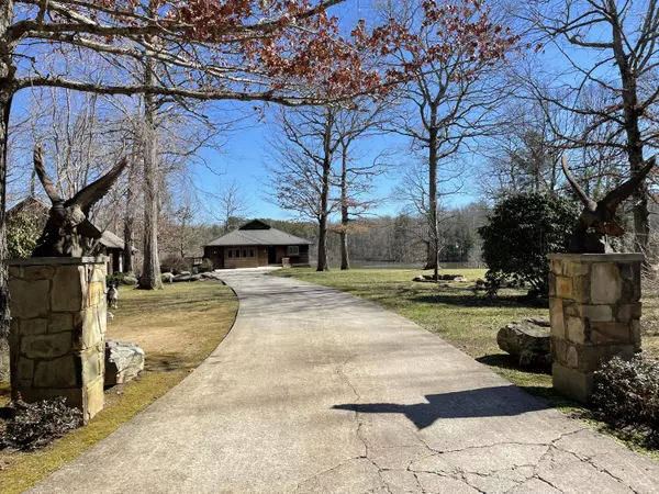 Coalmont, TN 37313,137 Lake Shore BLVD