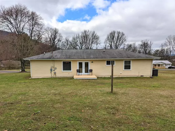 Whitwell, TN 37397,169 Rogers DR