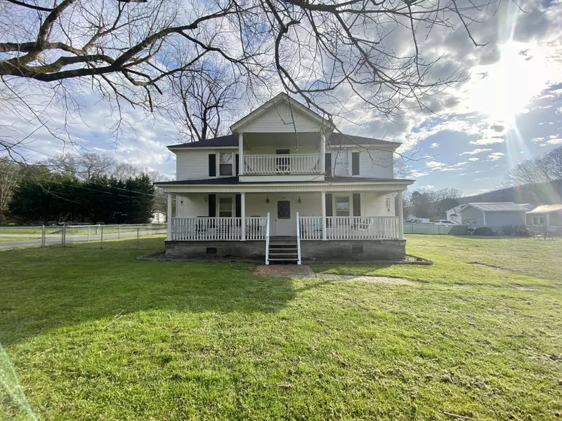 74 Hammond ST, Valley Head, AL 35989