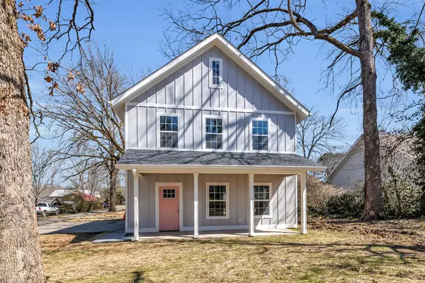 8247 Patterson RD, Chattanooga, TN 37421