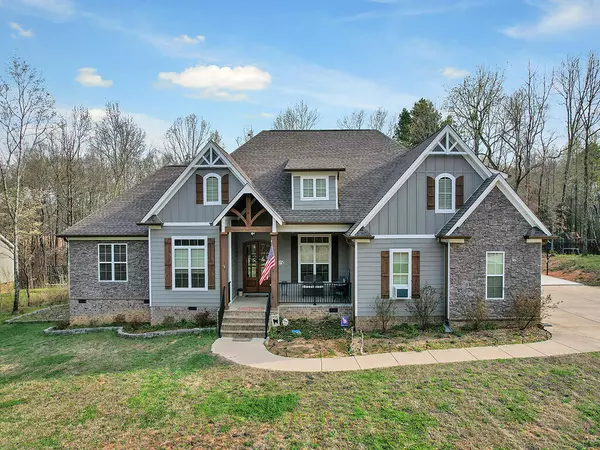 11946 Armstrong RD, Soddy Daisy, TN 37379