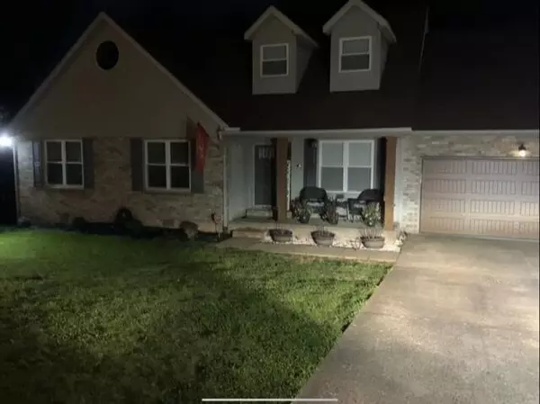 Smyrna, TN 37167,612 Knollwood DR