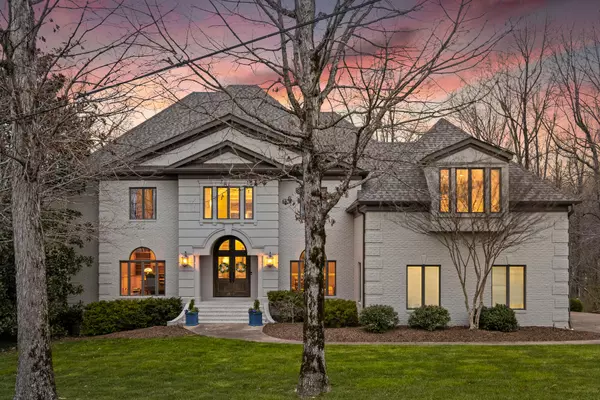 1413 Brow RD, Signal Mountain, TN 37377