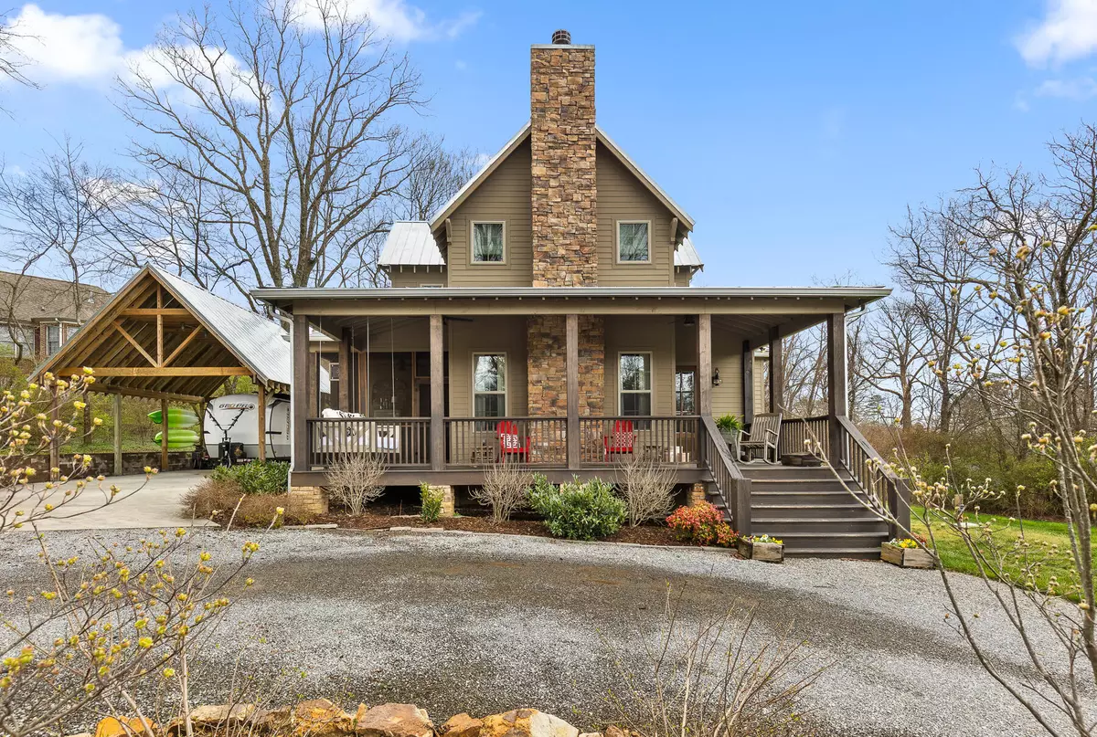 Signal Mountain, TN 37377,302 Laurel ST