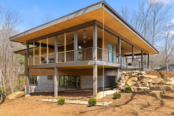 Signal Mountain, TN 37377,565 Palisades DR