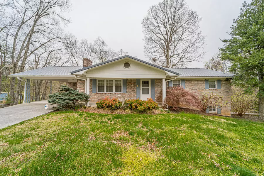 1105 Wooddale RD, Morristown, TN 37814