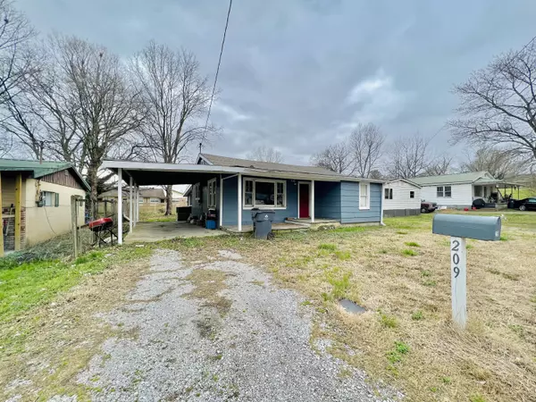 Pikeville, TN 37367,209 Grove ST