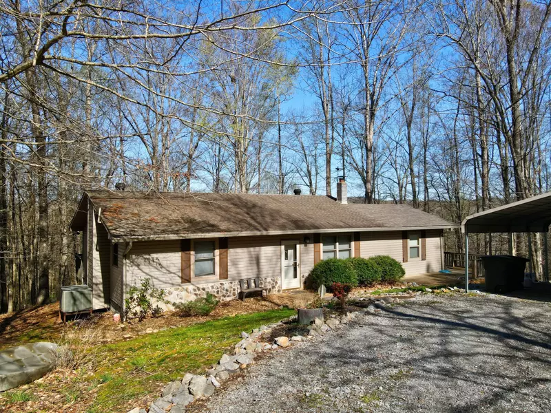 462 County Road 61, Riceville, TN 37370