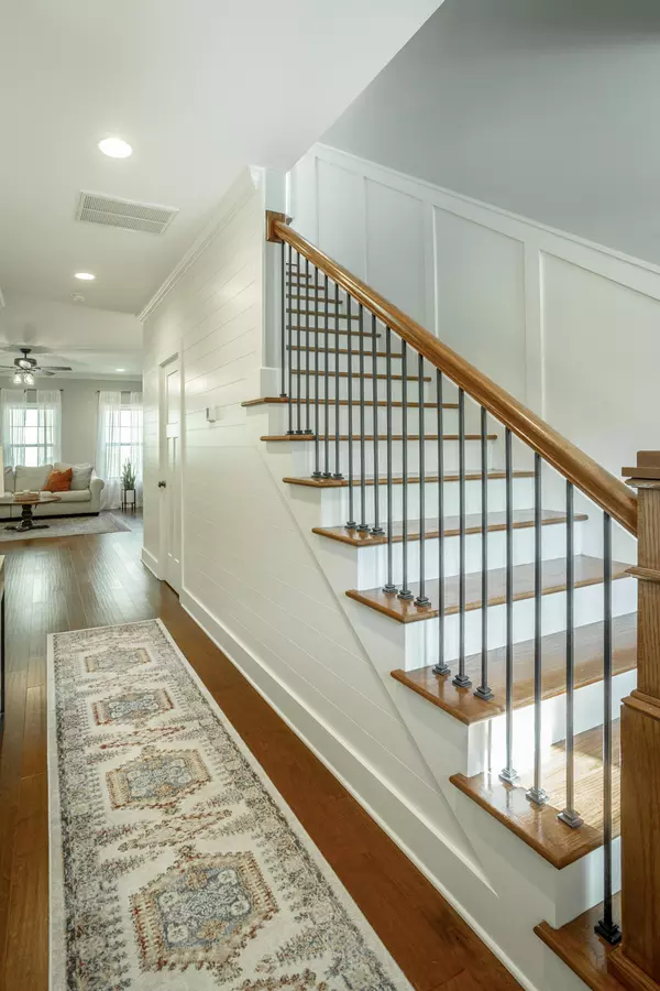 Chattanooga, TN 37405,621 Lullwater RD