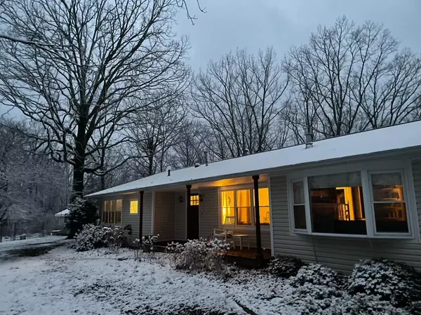 Mcdonald, TN 37353,256 Pine Hill DR