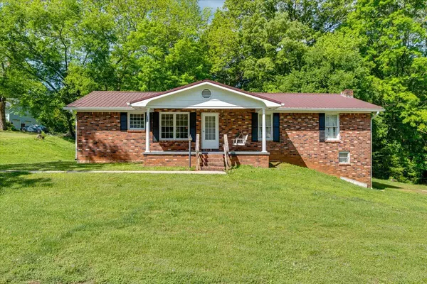 1548 Benton Station RD, Benton, TN 37307