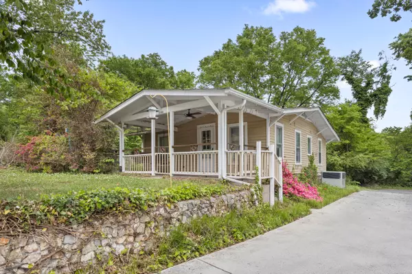 1206 Westwood CT, Chattanooga, TN 37405