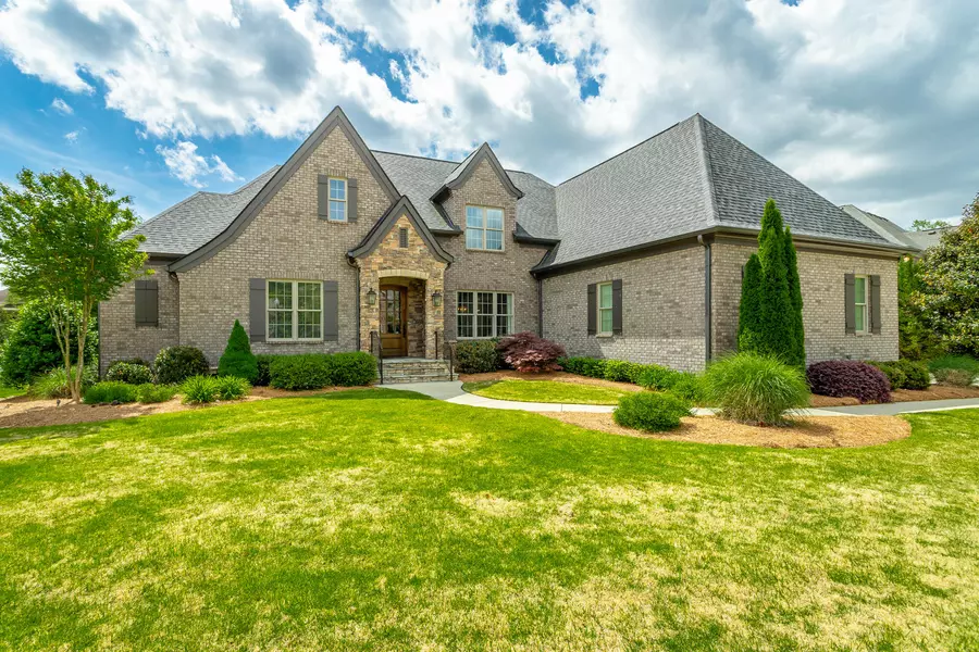 1563 Quiet Pond DR, Chattanooga, TN 37415