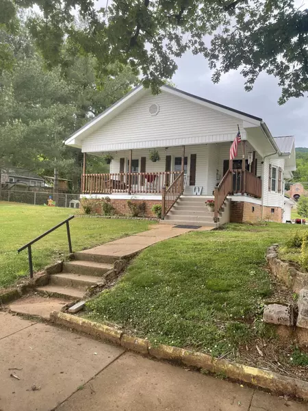 700 Elm AVE, South Pittsburg, TN 37380