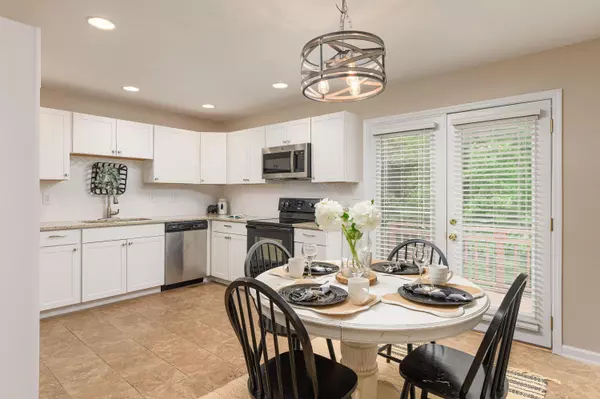 138 Alexanders CIR, Cleveland, TN 37312