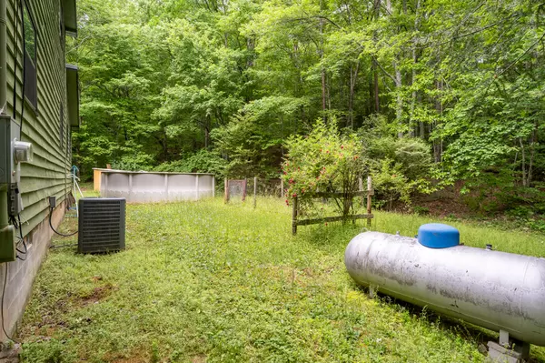 Ellijay, GA 30536,211 Greenfield LN