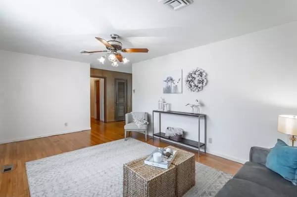 Chattanooga, TN 37412,839 Darryl LN