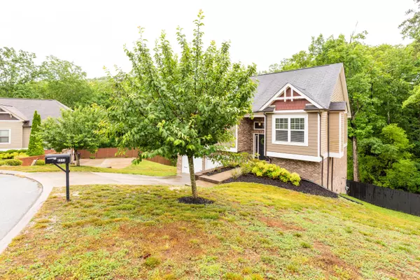 Ooltewah, TN 37363,6377 Winlerkorn LN