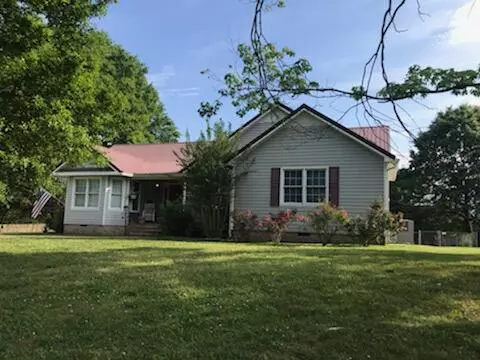 Hixson, TN 37343,982 Wyndsor DR