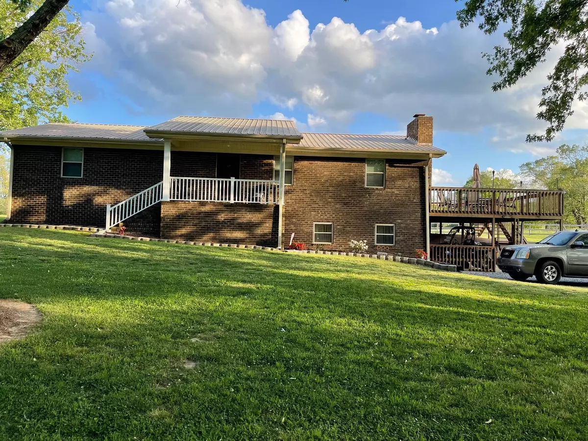 Fort Payne, AL 35968,2263 County Rd 112