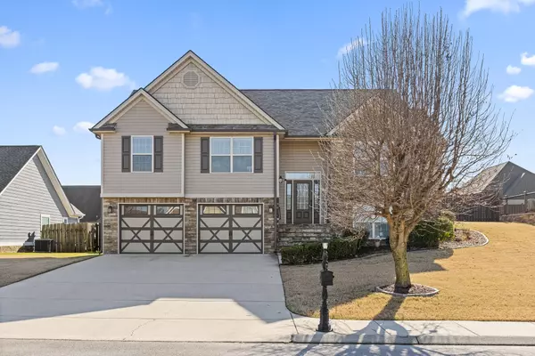 24 Holly Oak LN, Ringgold, GA 30736