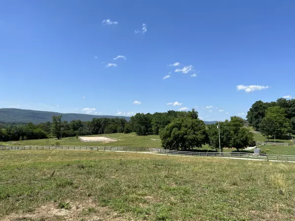 Pikeville, TN 37367,360 Lucky D Farm RD