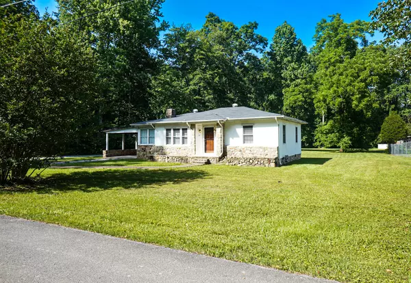 221 Springfield ST, Soddy Daisy, TN 37379