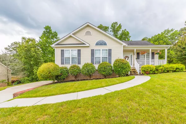 6216 Gibbs LN, Ooltewah, TN 37363