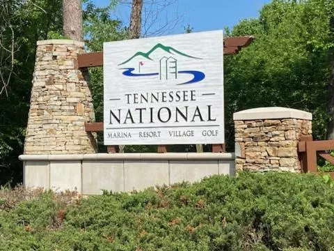 245 Ironwood LN, Loudon, TN 37774