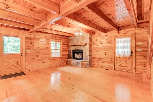 Pigeon Forge, TN 37863,709 Gold Dust DR